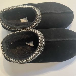 Ugg Tasman slippers